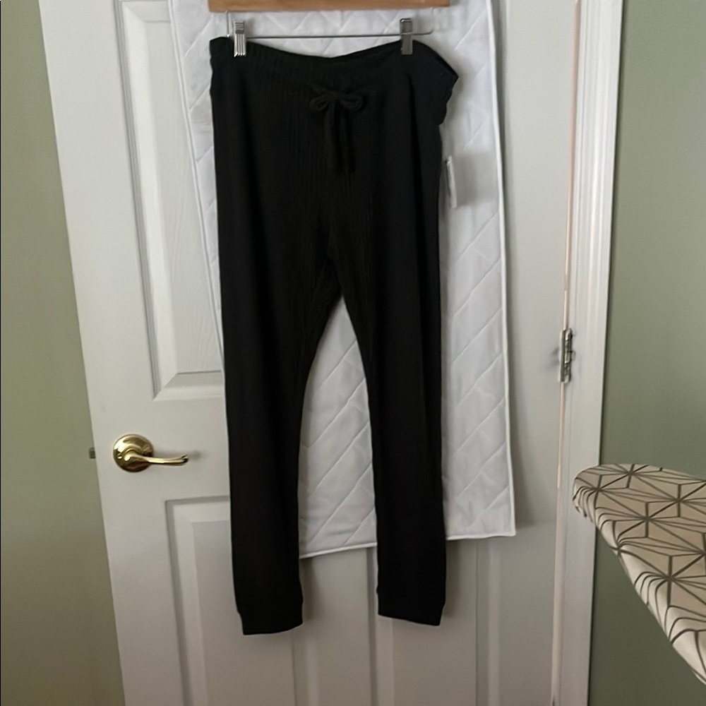 NWT Beyond Yoga waffle charcoal  Drawstring Lounge Pants